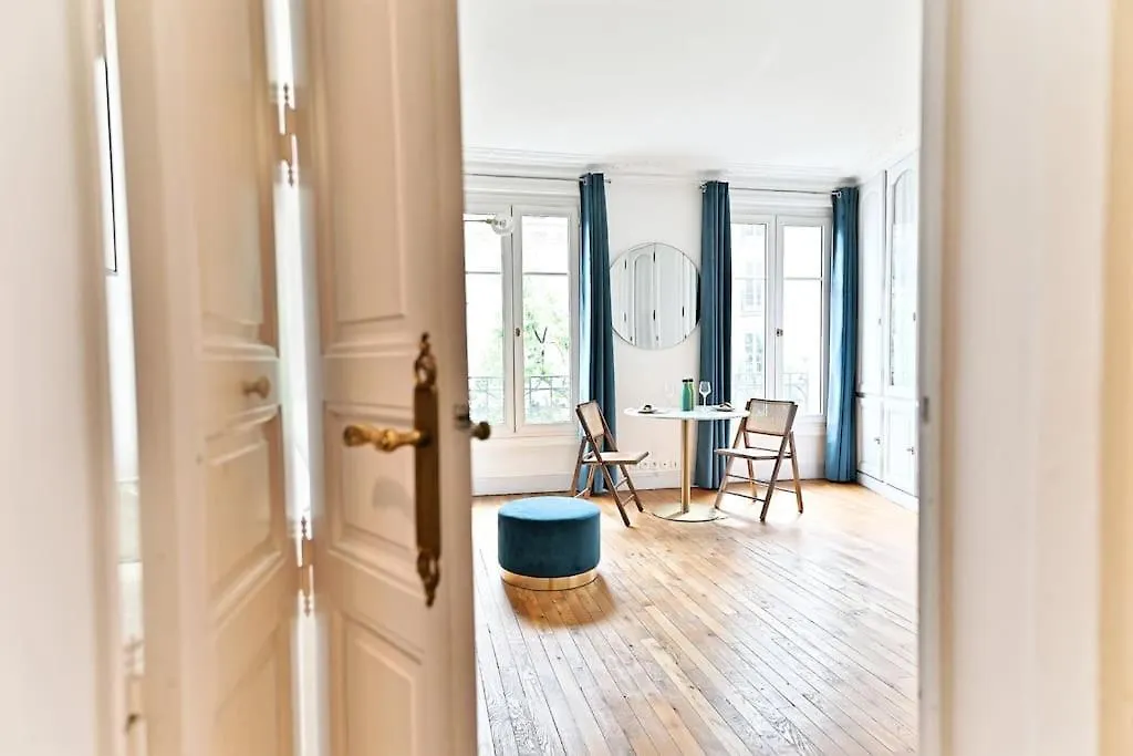 Apartment Appartement Haussmannien Lumineux Et Central- II Paris