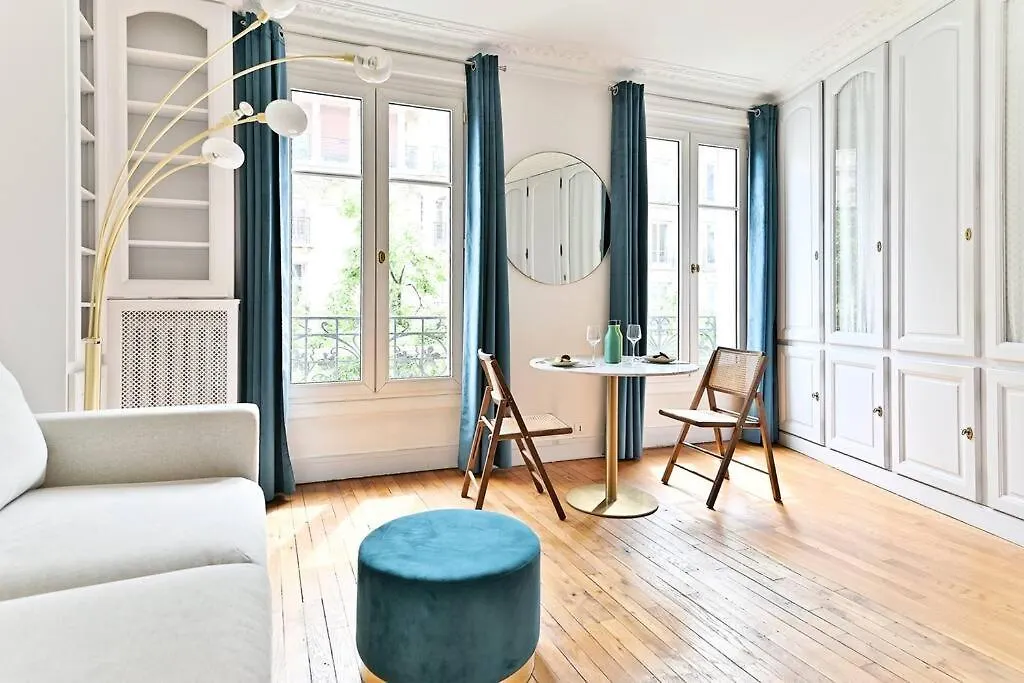 Apartment Appartement Haussmannien Lumineux Et Central- II Paris
